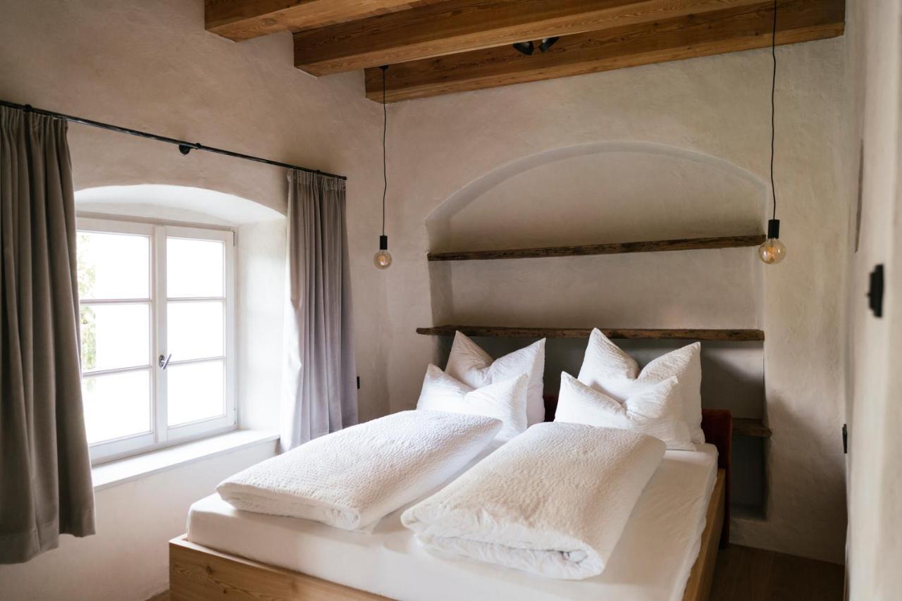 St. Vigilius Modern Historic Apartments Nalles Exterior photo